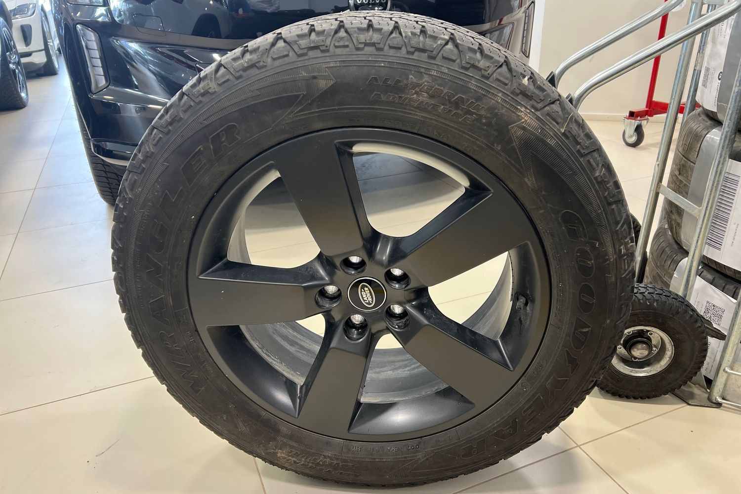 Land Rover Defender 2022