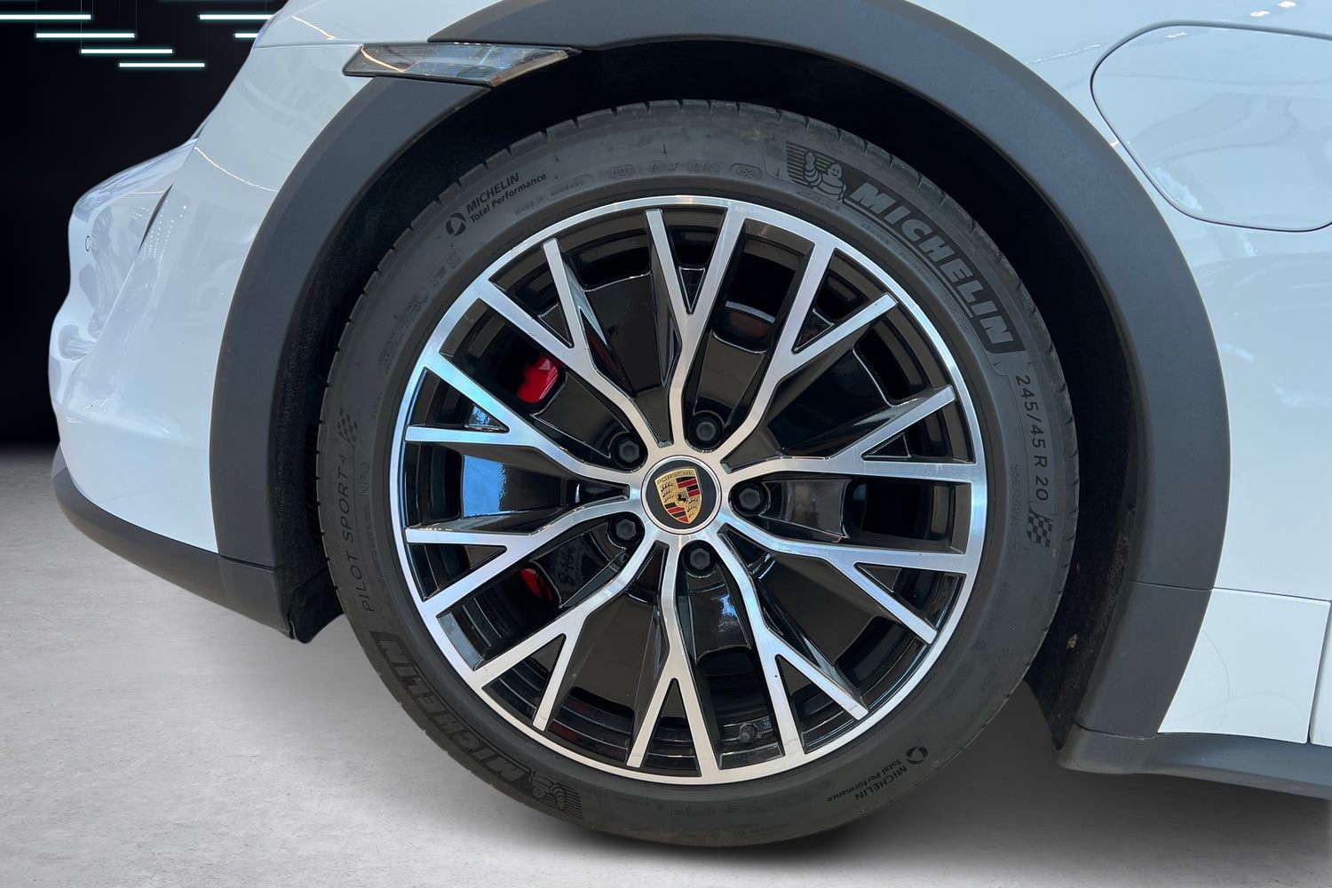Porsche Taycan 4S Cross Turismo  InnoDrive / PASM / Lämpöpumppu / Panorama / Sport Chrono / PDLS Plus / 360-kamera