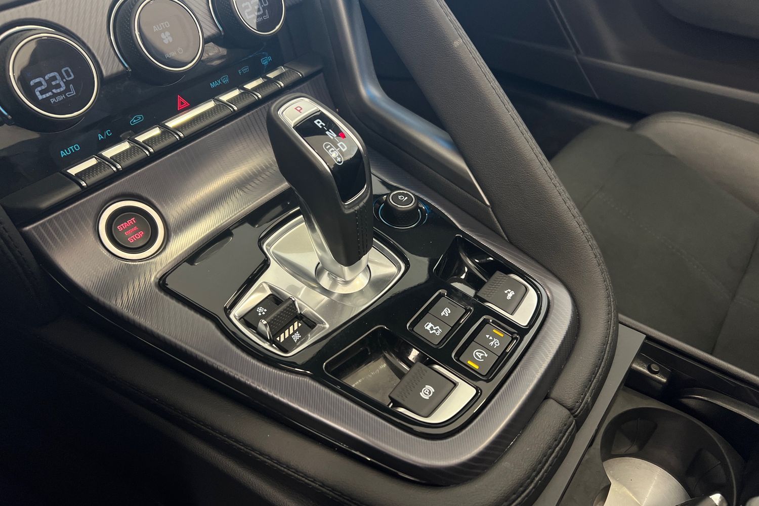 Jaguar F-type 2021