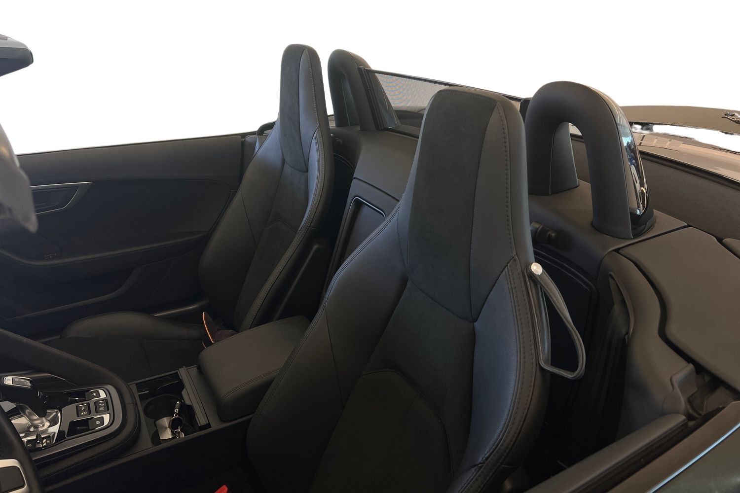 Jaguar F-type 2021