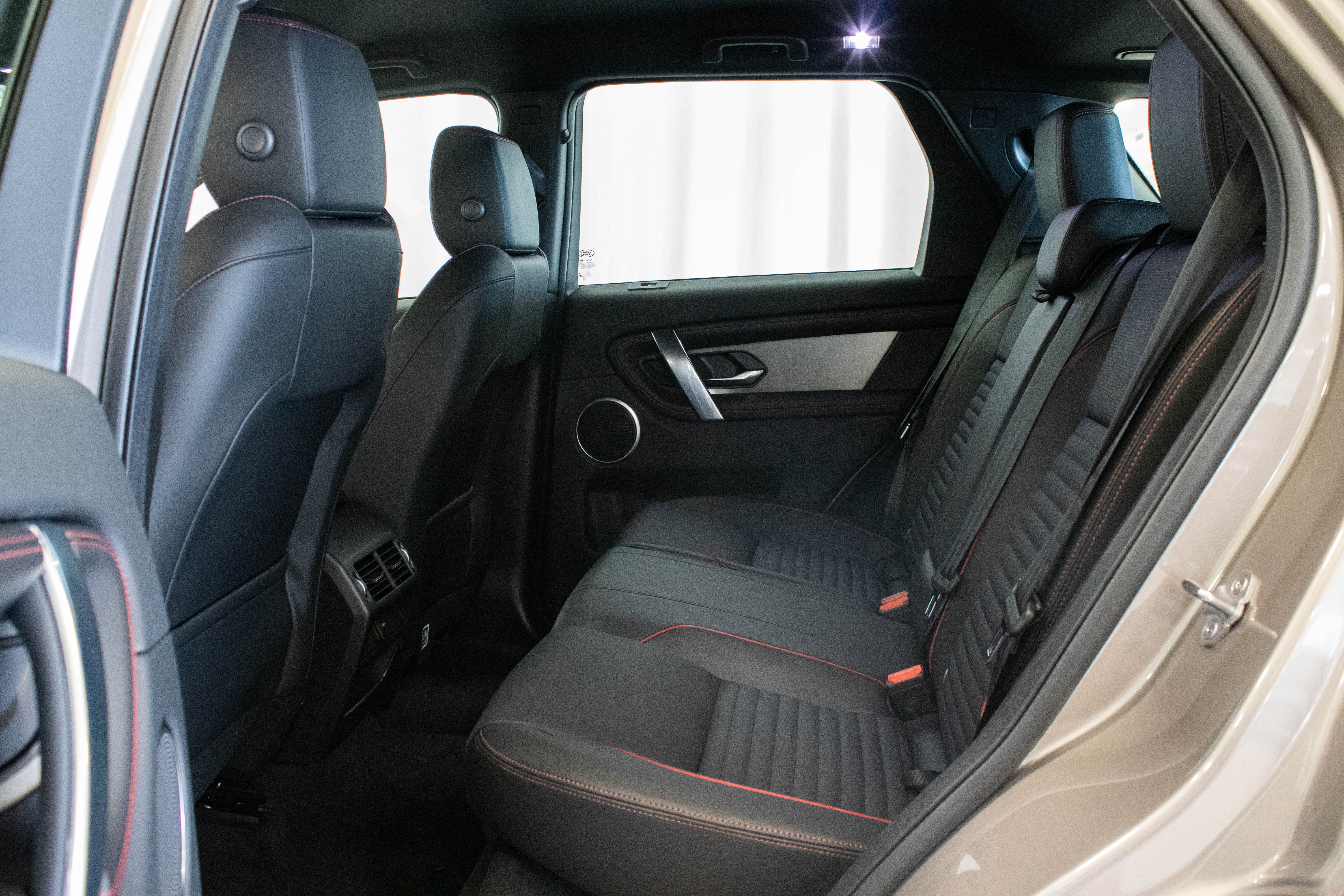 Land Rover Discovery Sport 2023