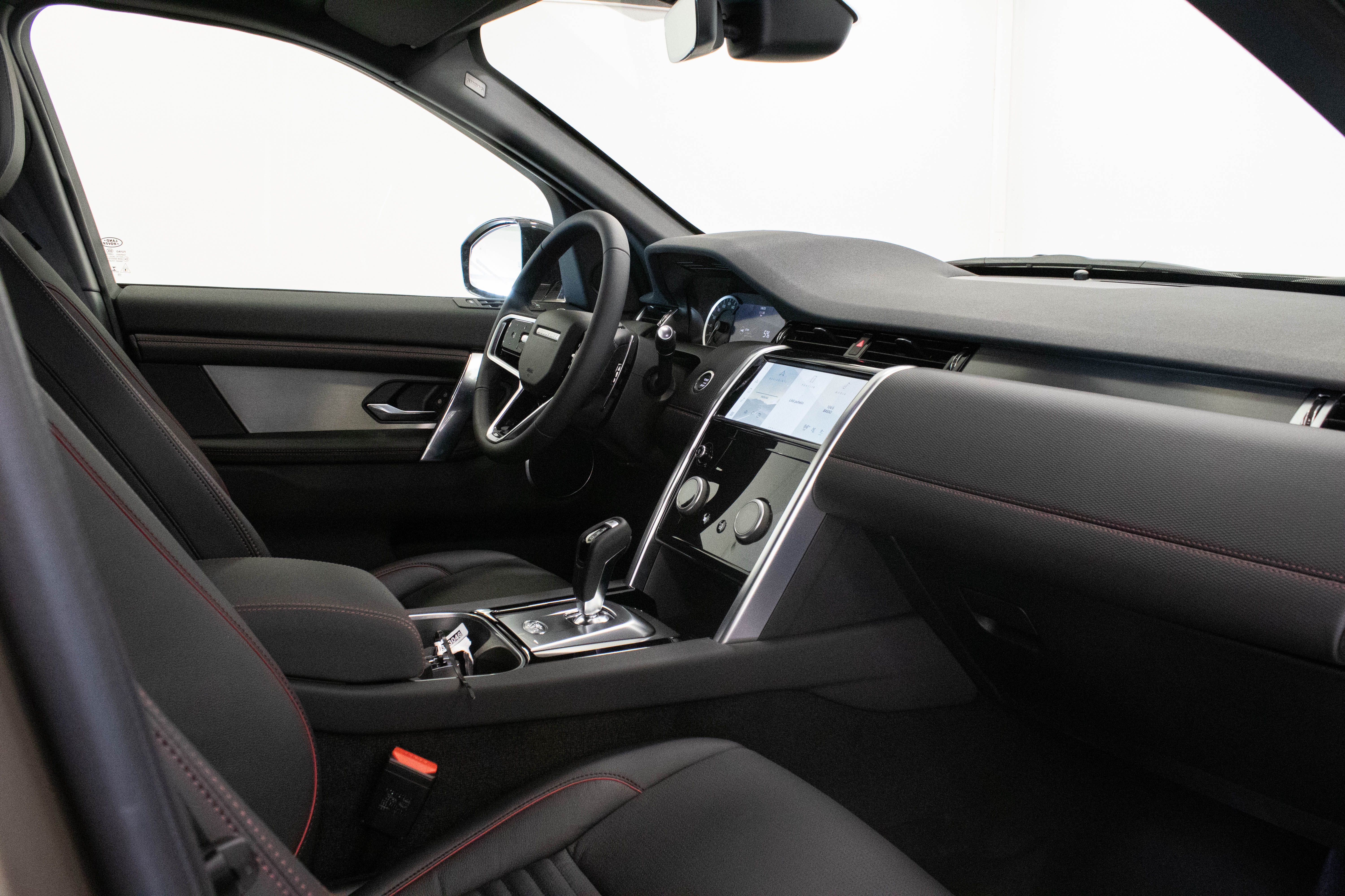 Land Rover Discovery Sport 2023