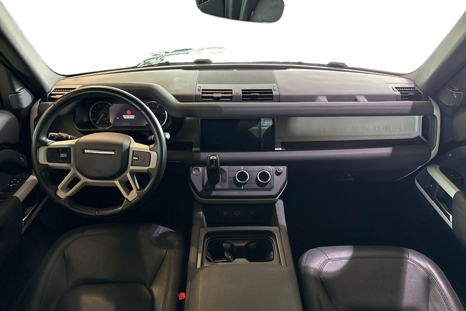 Land Rover Defender 2022