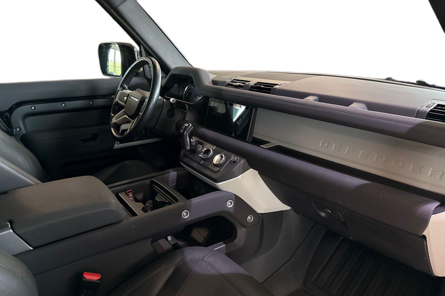 Land Rover Defender 2022