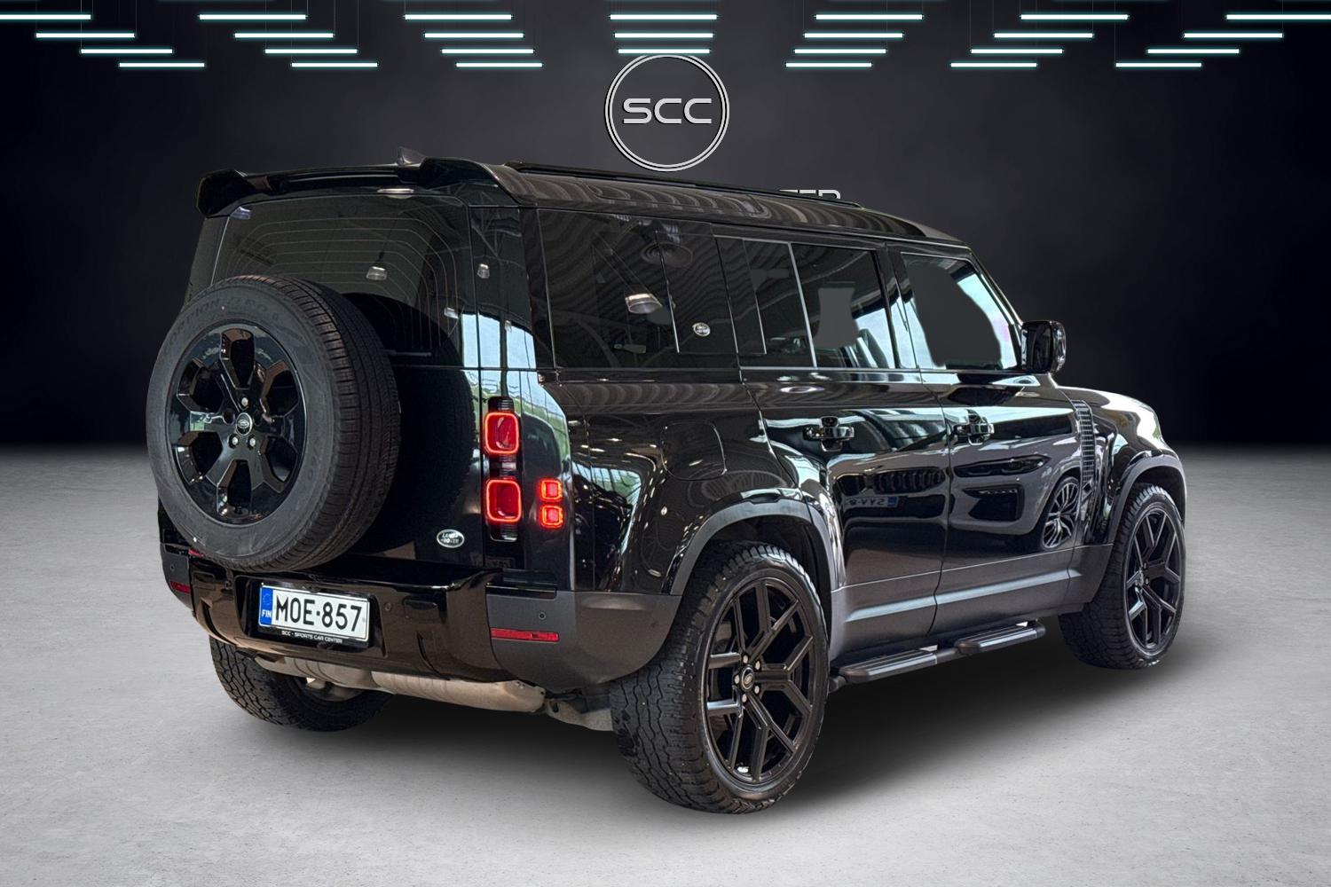 Land Rover Defender 2022