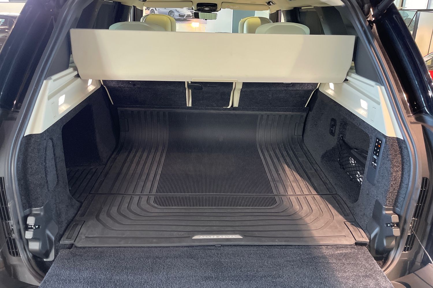 Land Rover Range Rover 2025