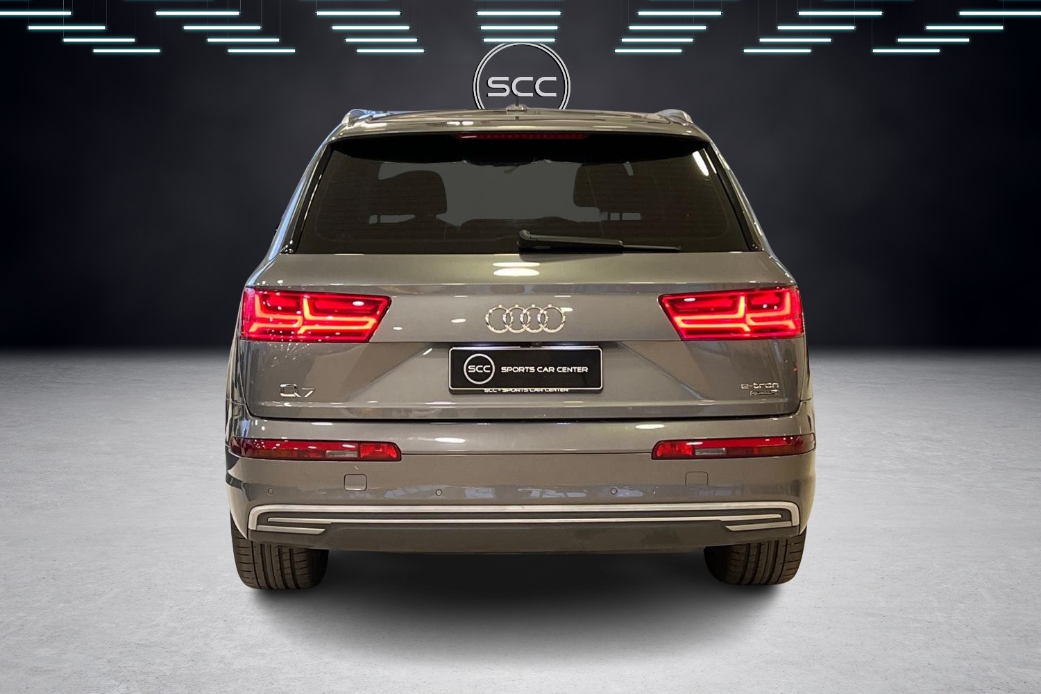 Audi Q7 Business 3,0 V6 TDI e-tron quattro tiptronic // // Panorama / Bose / Adapt. Vakkari / Matrix LED