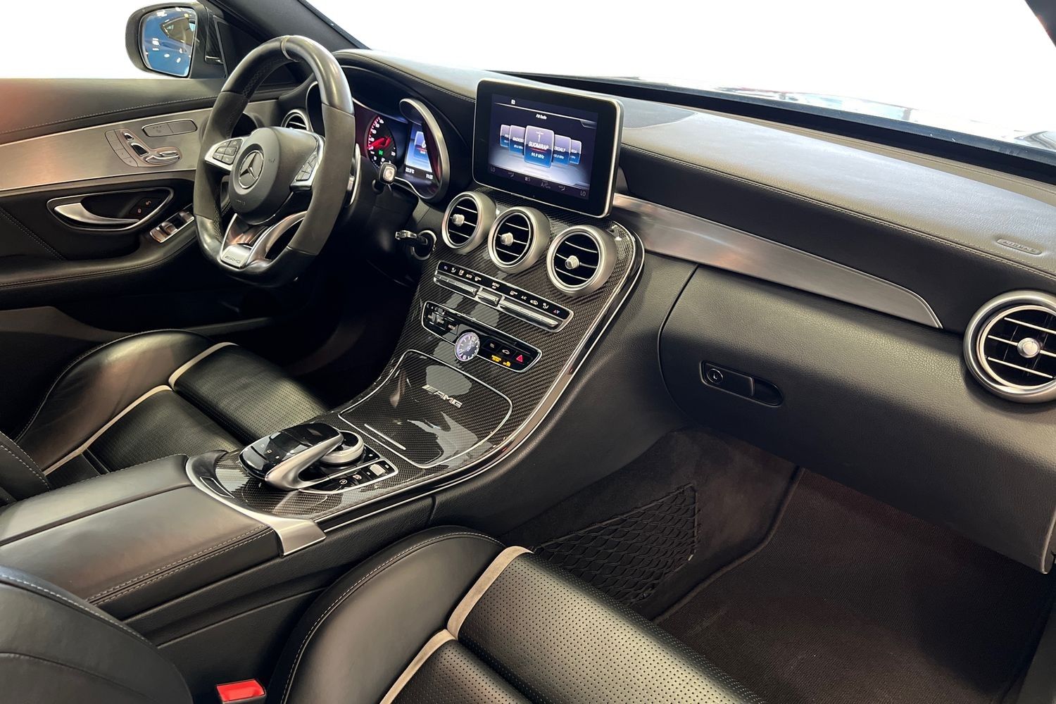 Mercedes-Benz C 63 AMG 2015