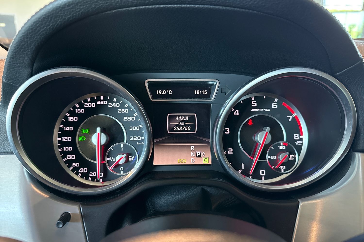 Mercedes-Benz ML 63 AMG 2012
