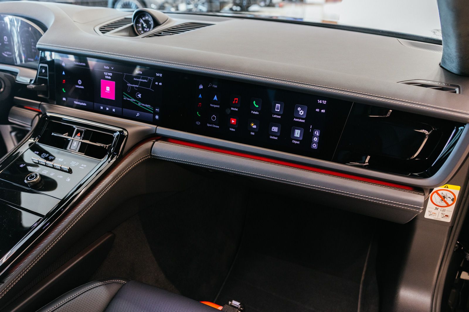 Porsche Panamera 2025