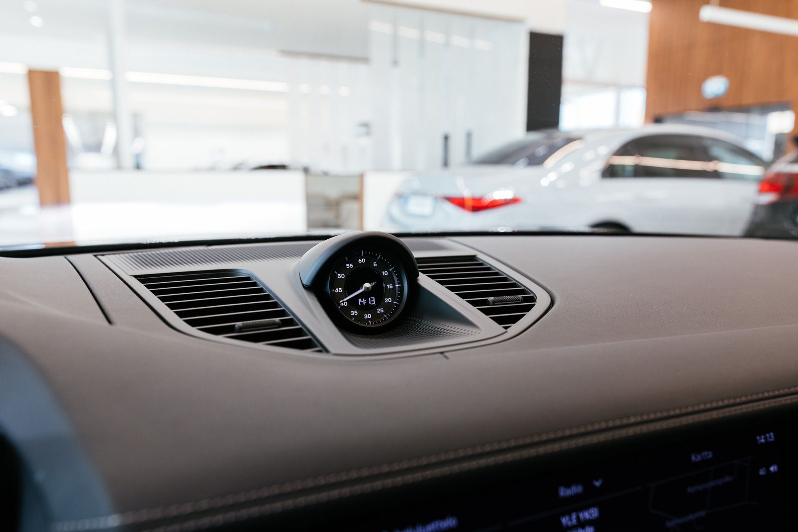 Porsche Panamera 2025