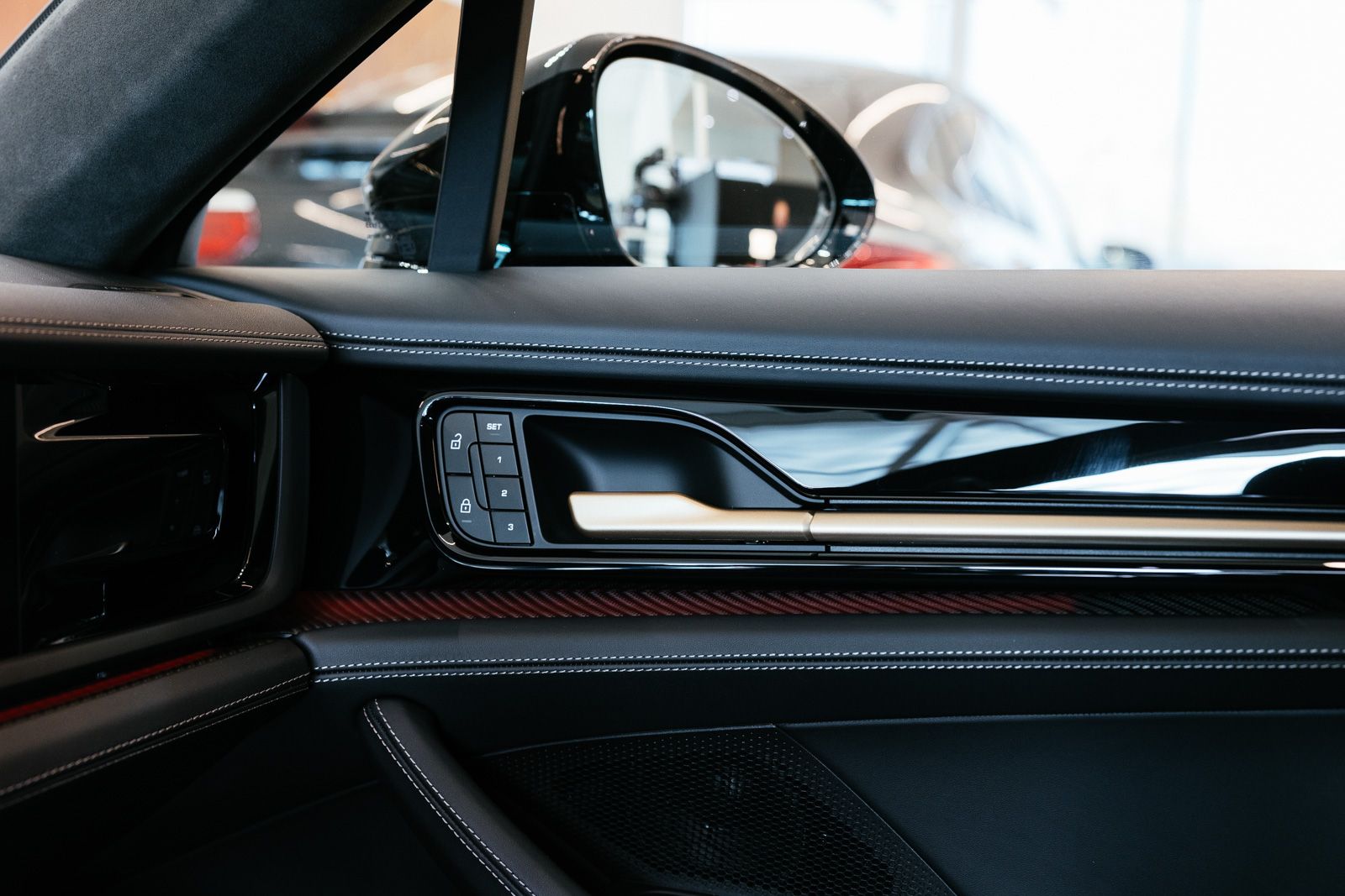 Porsche Panamera 2025