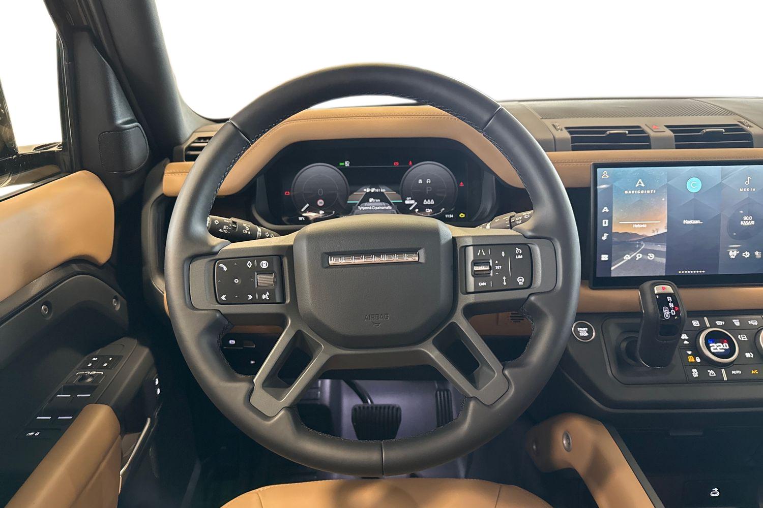 Land Rover Defender 2025