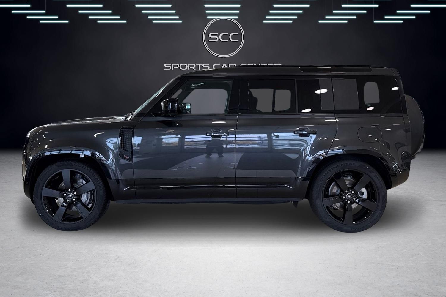 Land Rover Defender 2025