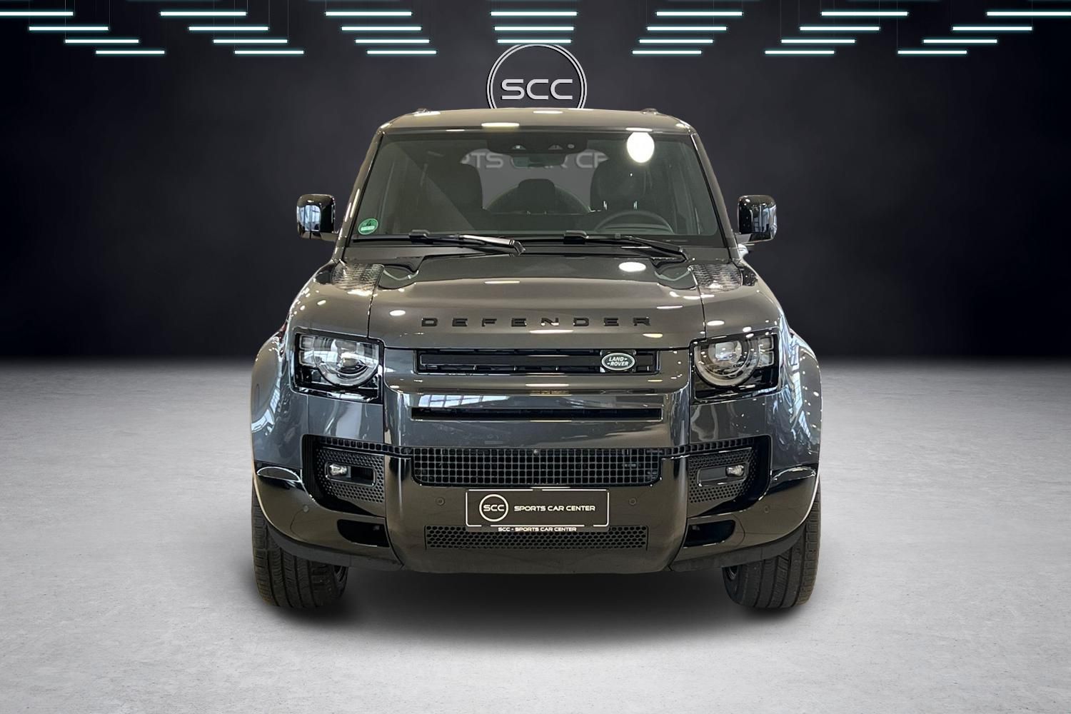 Land Rover Defender 2025