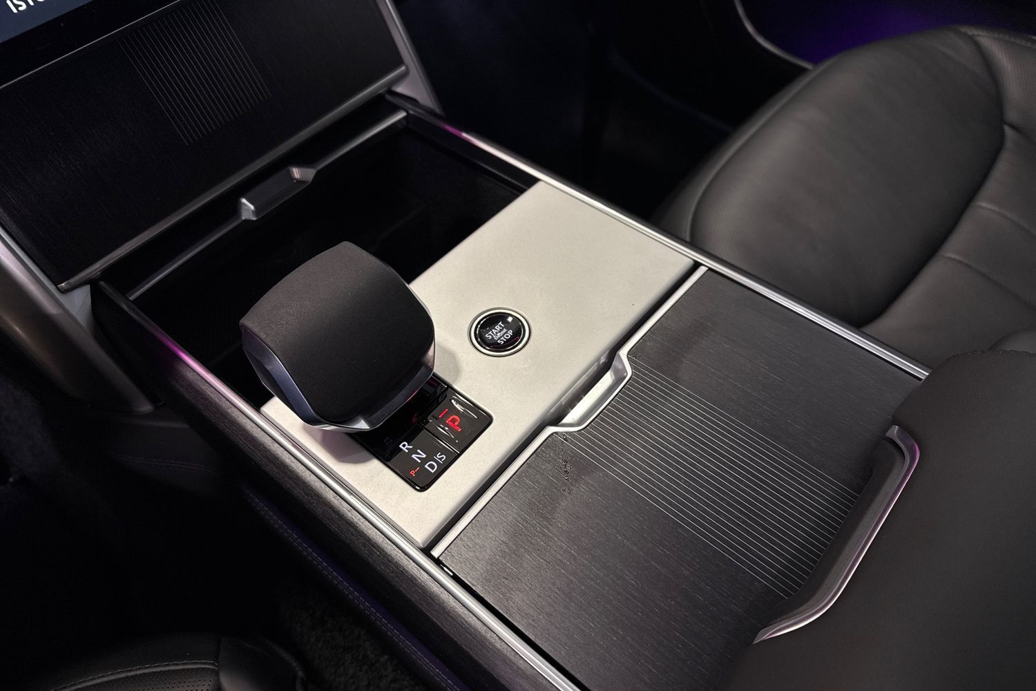 Land Rover Range Rover 2025