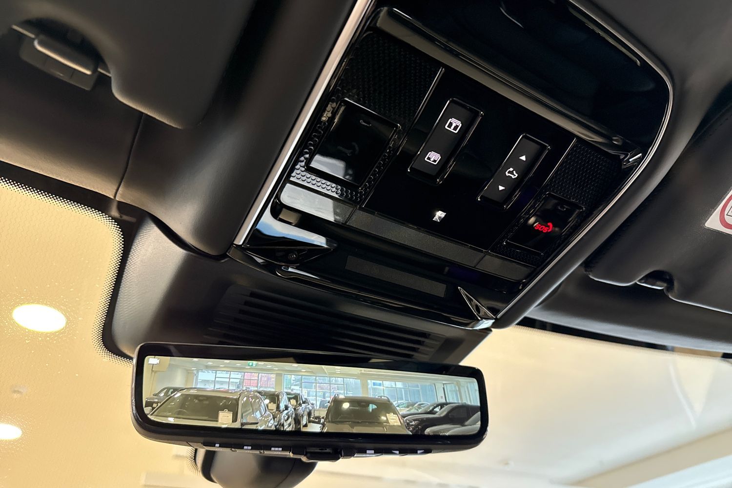 Land Rover Range Rover 2025