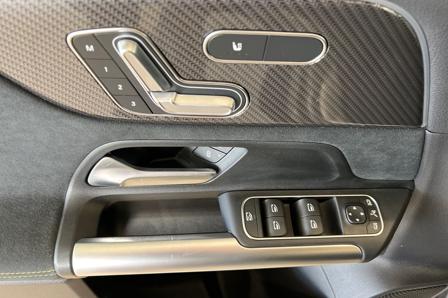 Mercedes-Benz GLA 2023