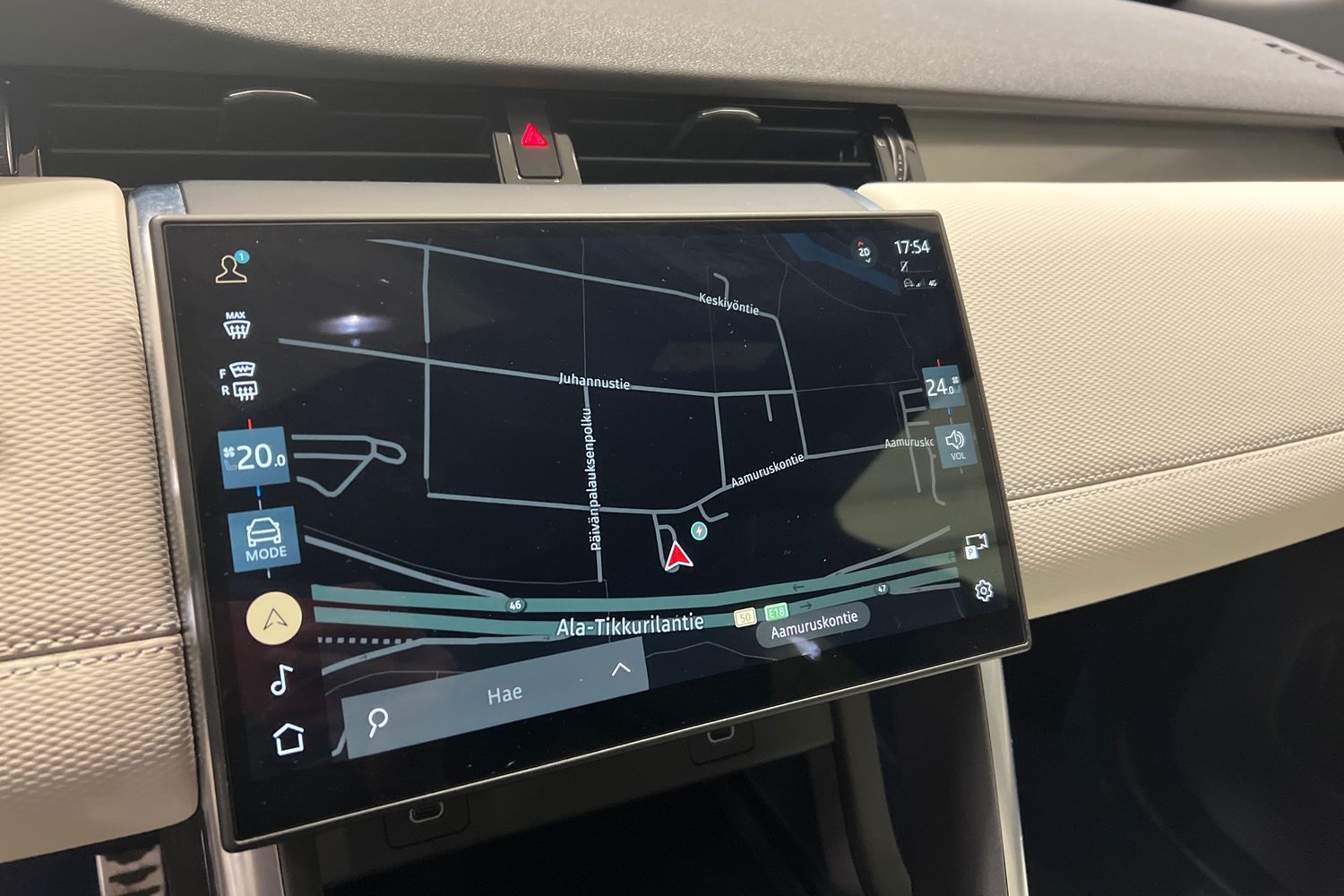 Land Rover Discovery Sport 2024