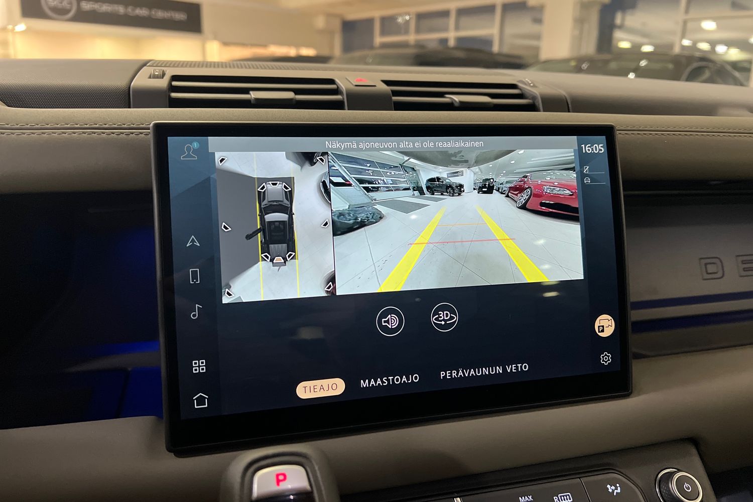 Land Rover Defender 2025