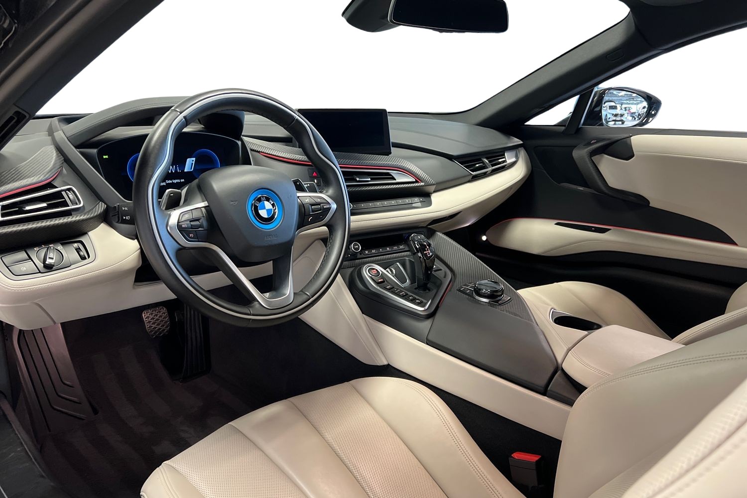 BMW i8 Coupé // Comfort Access / Navi Prof / Display Key / Hiilikuitukatto / DryCarbon - Koristelistat