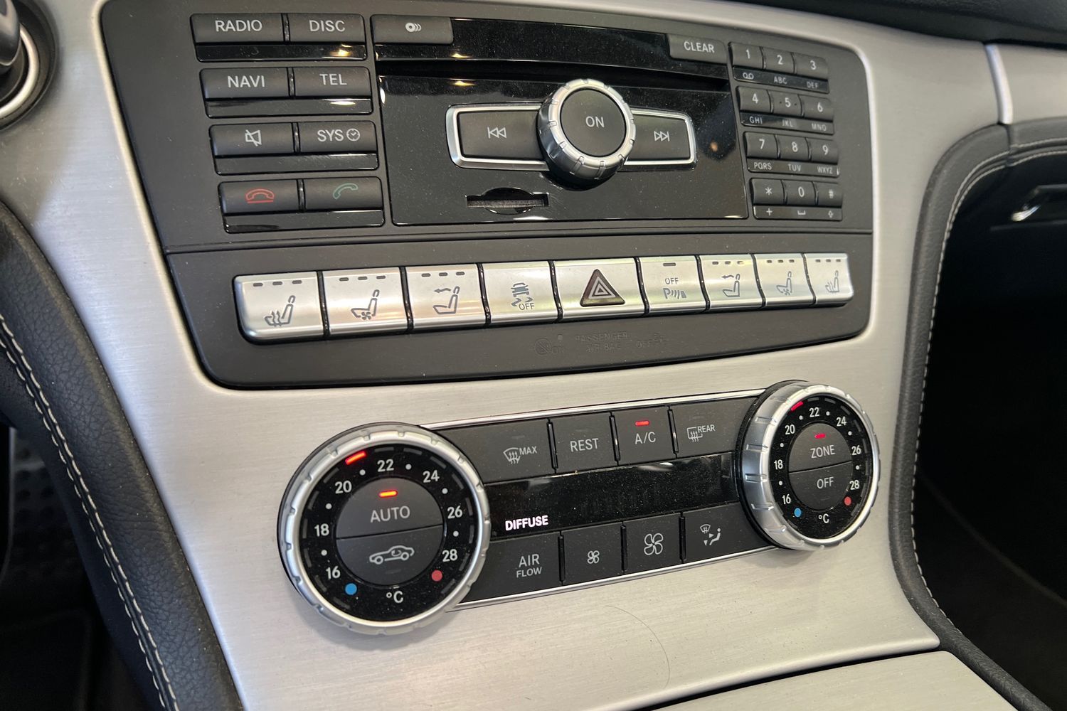 Mercedes-Benz SL 2012