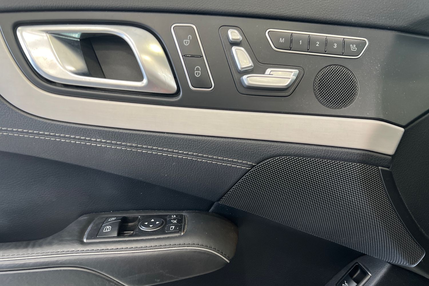 Mercedes-Benz SL 2012