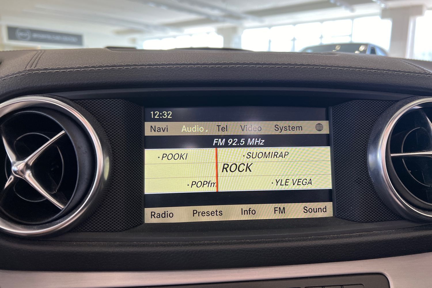 Mercedes-Benz SL 2012