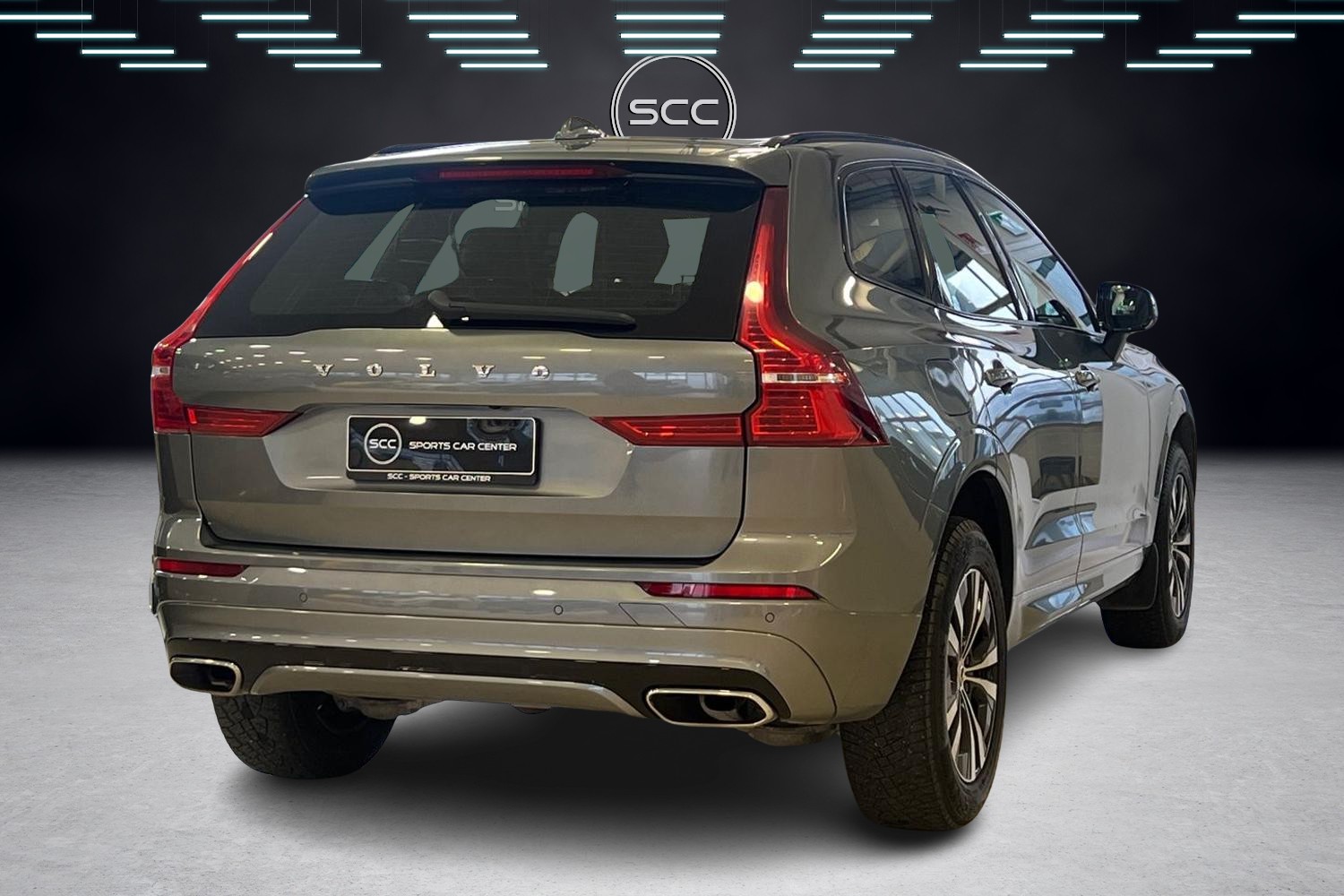 Volvo XC60 B5 AWD MHEV R-Design // 360° / Koukku / ACC / H&K / Ilmajousitus / Blis / Kuljettajan muistipenkki