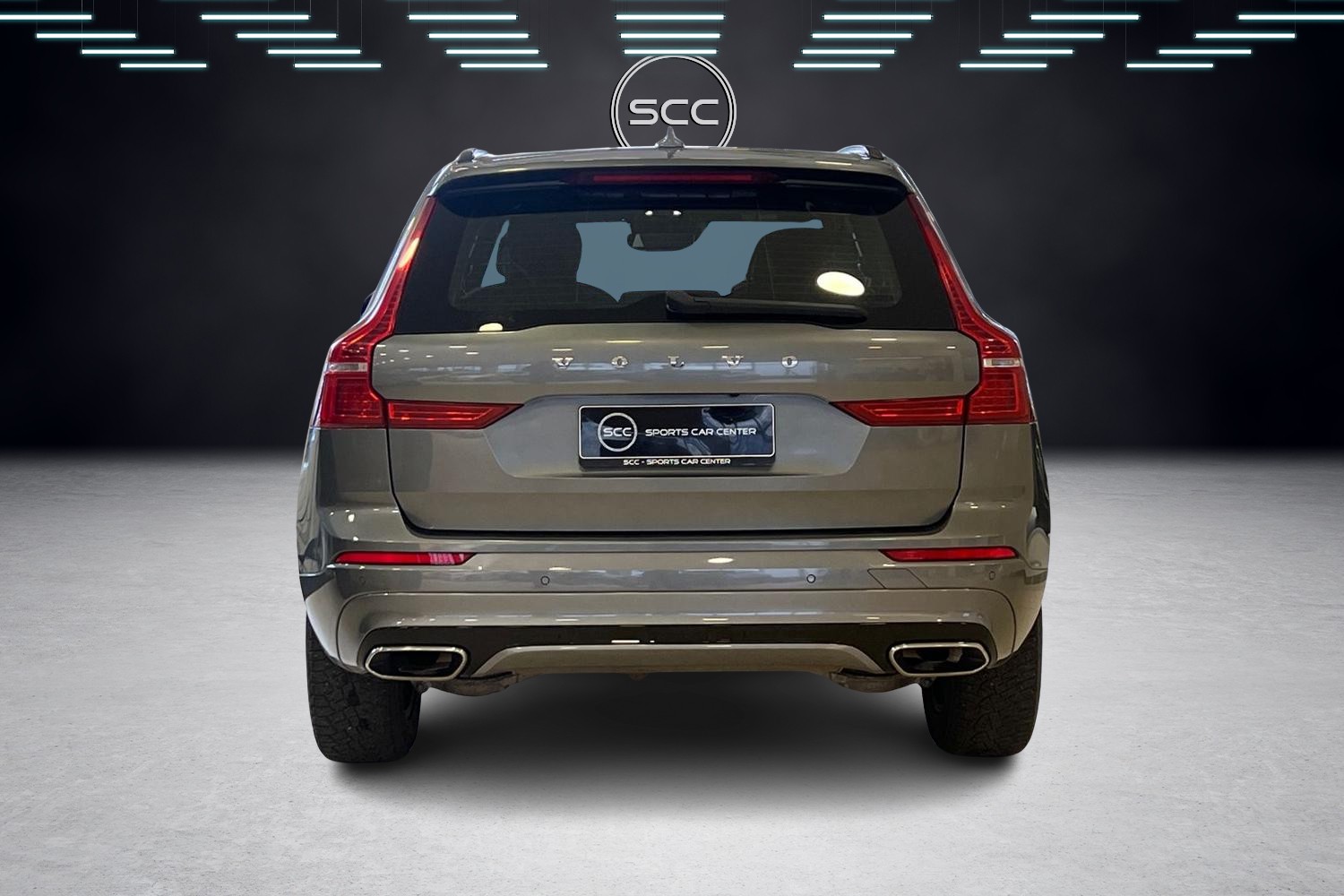 Volvo XC60 B5 AWD MHEV R-Design // 360° / Koukku / ACC / H&K / Ilmajousitus / Blis / Kuljettajan muistipenkki