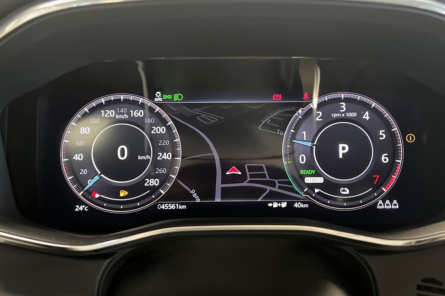 Jaguar F-PACE P400e Plug-in Hybrid R-Dynamic S // Driver Assist / Meridian / 3D Surround / Panorama / Cold Climate