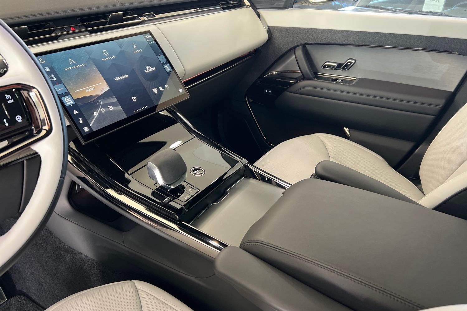 Land Rover Range Rover Sport 2025