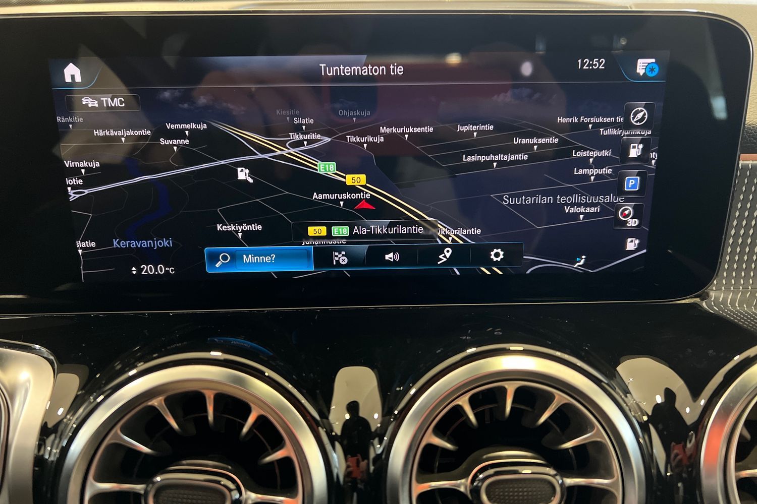 Mercedes-Benz EQB 2023