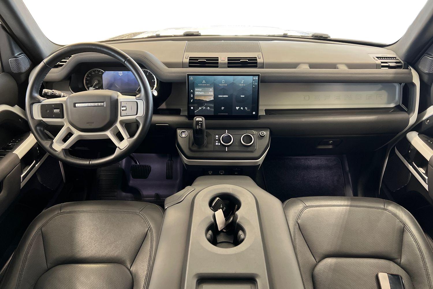 Land Rover Defender 2022