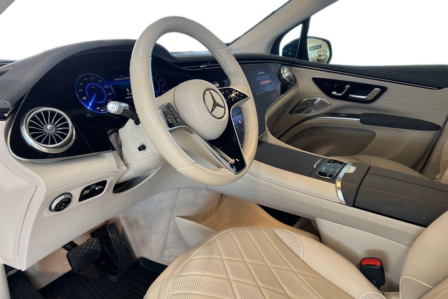 Mercedes-Benz EQS SUV 2023