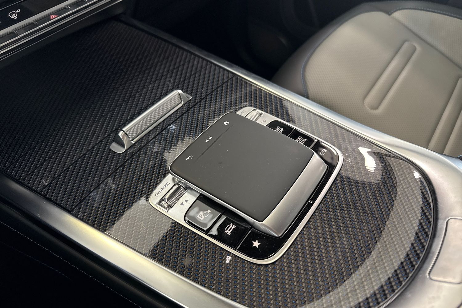 Mercedes-Benz G 2025