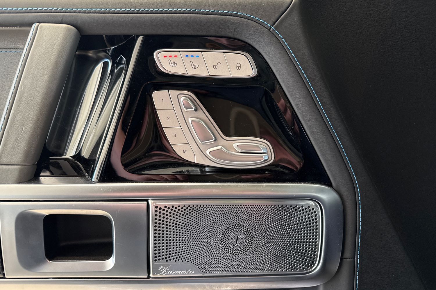 Mercedes-Benz G 2025