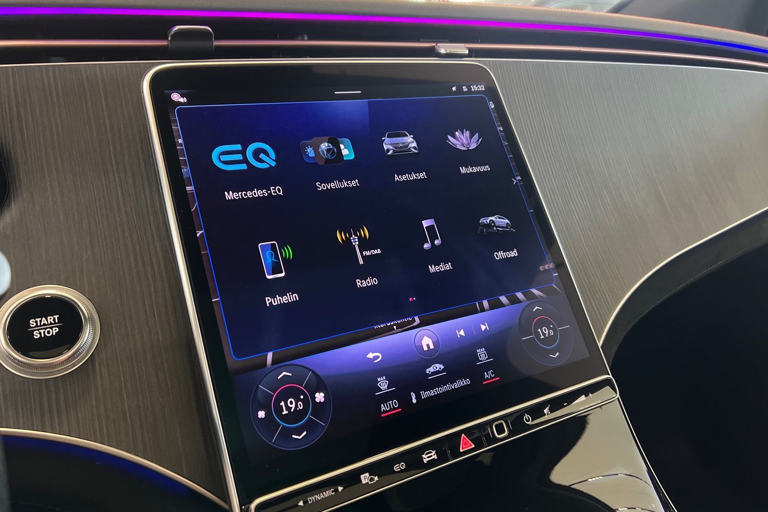 Mercedes-Benz EQE SUV 2024