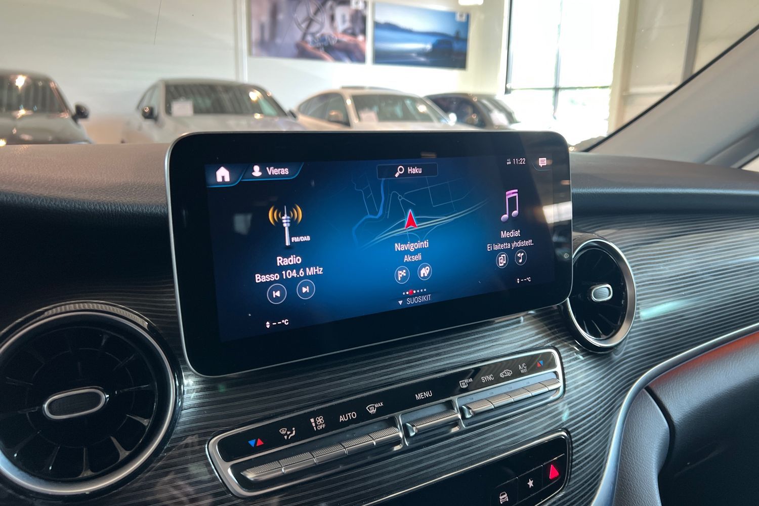 Mercedes-Benz V 300 2023