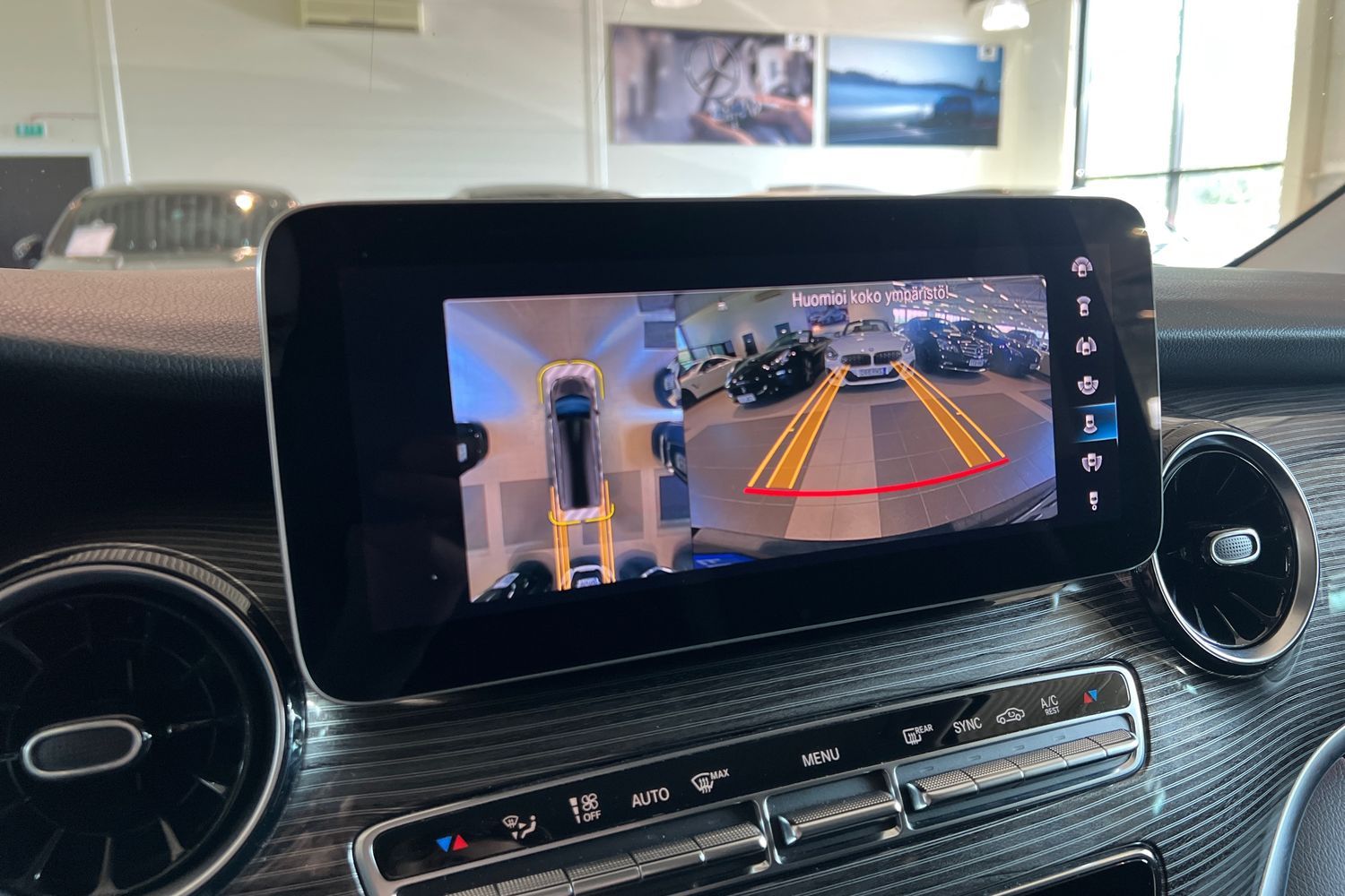 Mercedes-Benz V 300 2023
