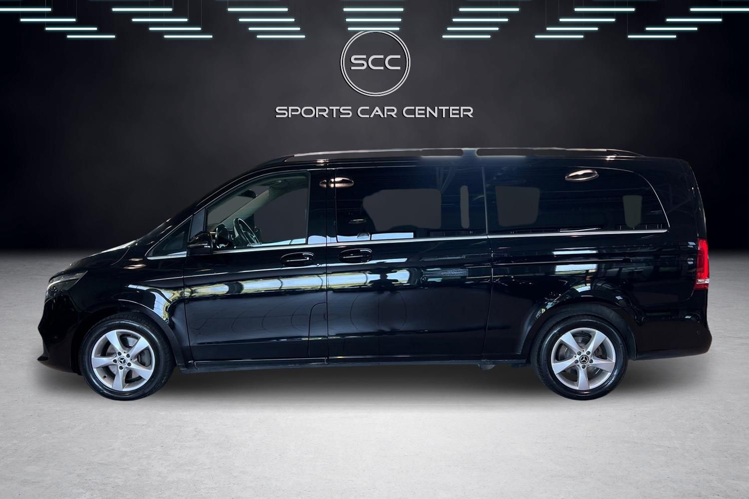 Mercedes-Benz V 300 2023