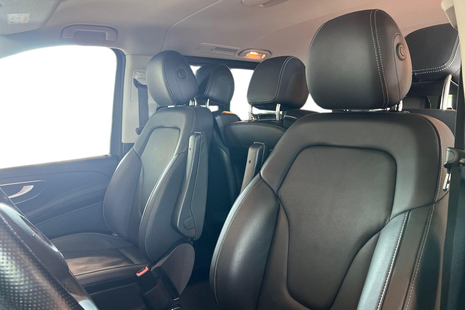 Mercedes-Benz V 300 2023