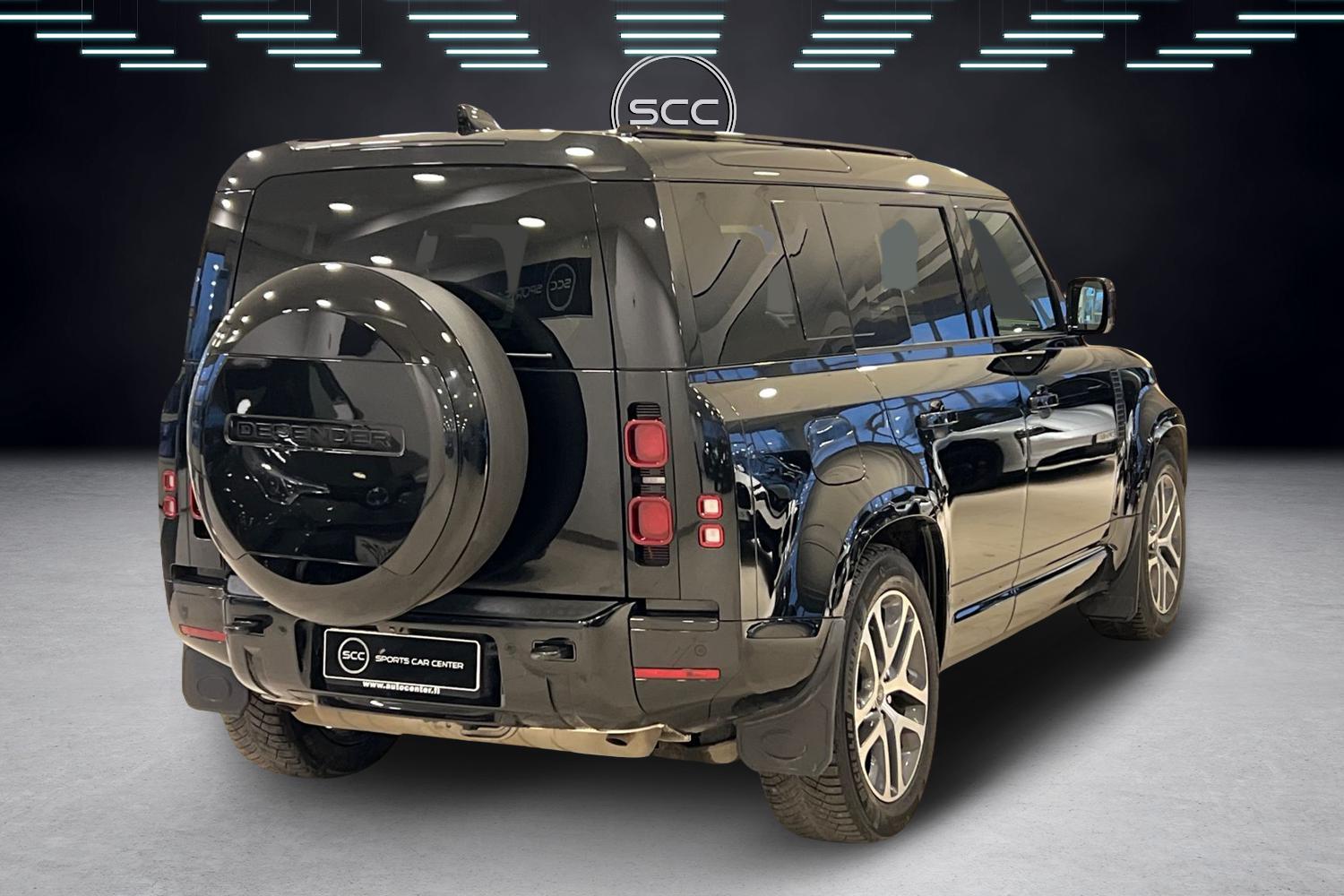 Land Rover Defender 2025