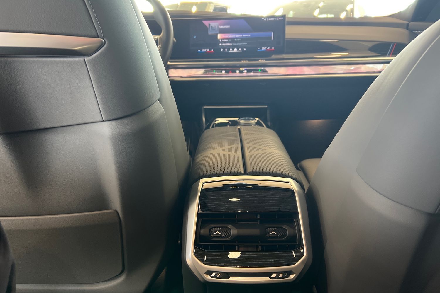 BMW i7 2024
