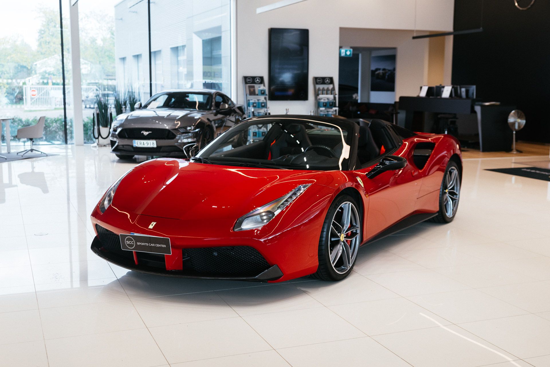 Ferrari 488 2016