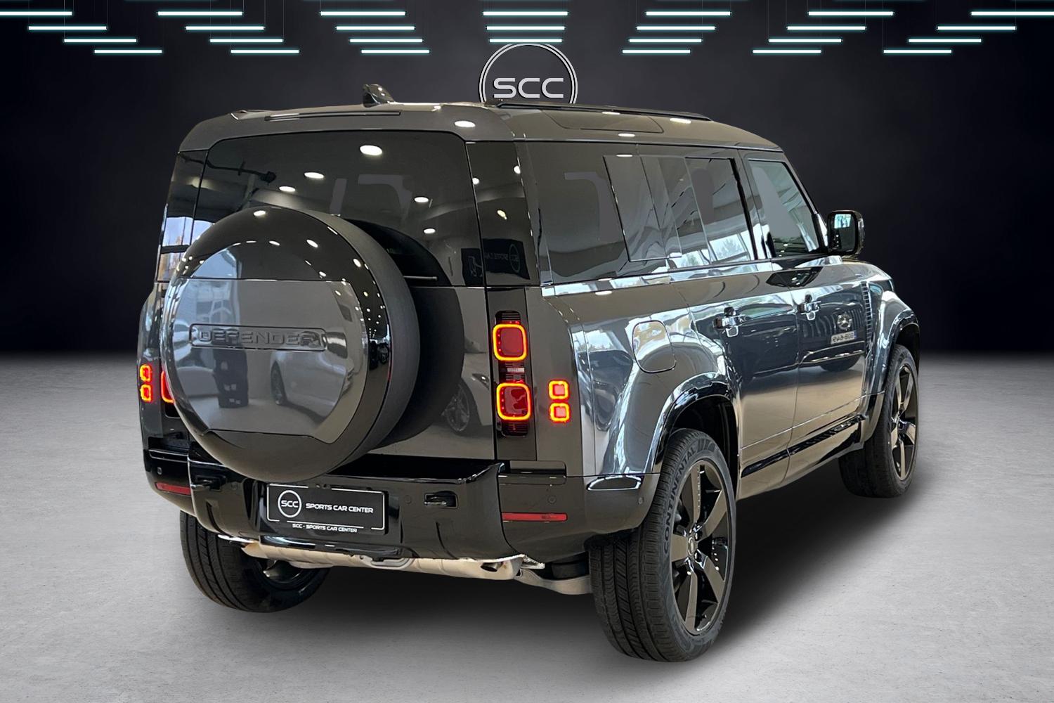 Land Rover Defender 2025