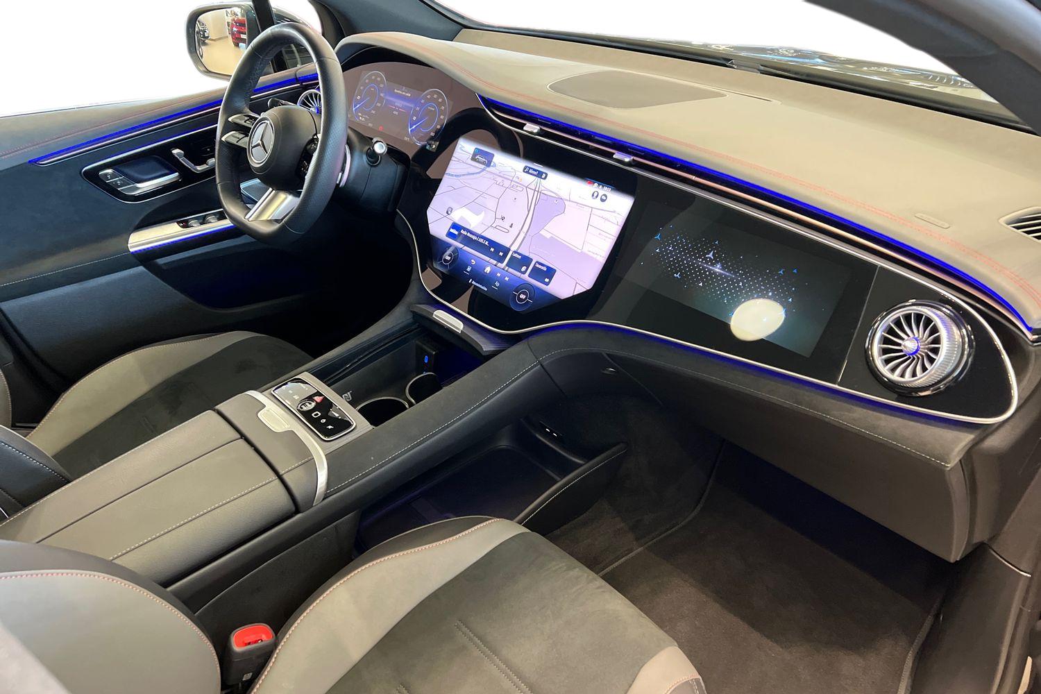 Mercedes-Benz EQE SUV 2025
