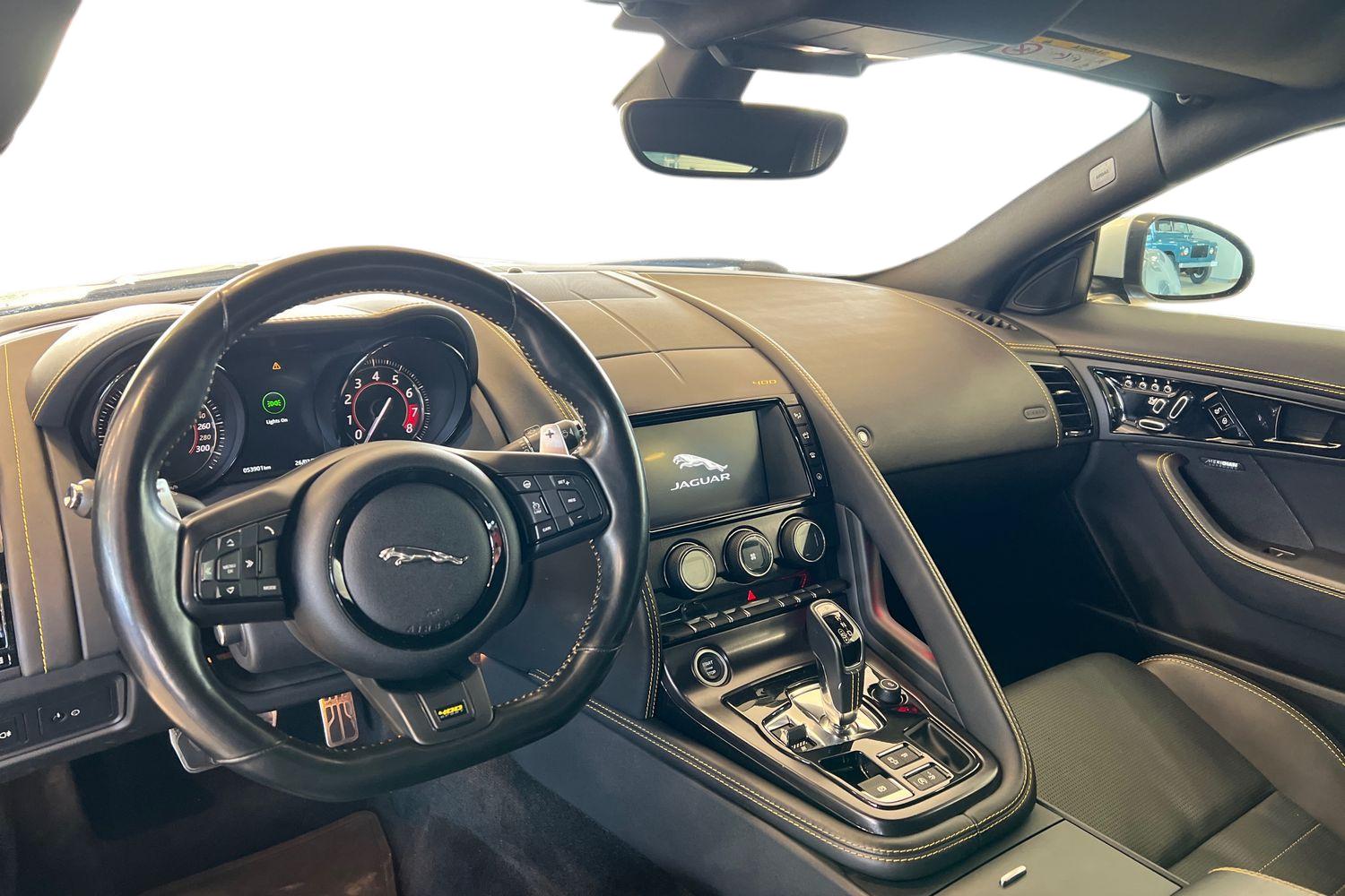 Jaguar F-type 2017
