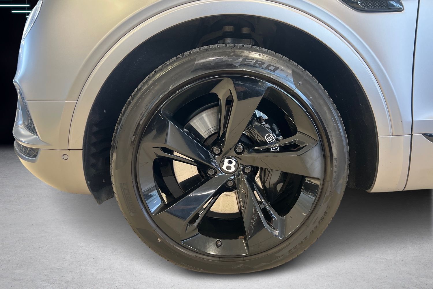 Bentley Bentayga 2021