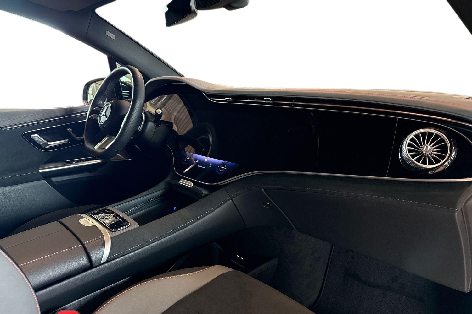 Mercedes-Benz EQE SUV 2025